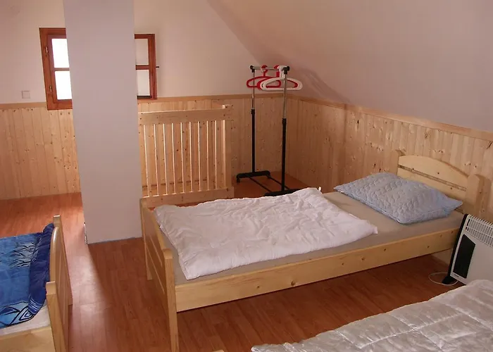 U Rybnika Brodsky Lodge Červený Kostelec